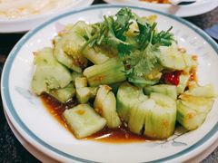 凉拌黄瓜-三妹小龙虾·黄油蟹(华侨城总店)
