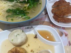 -小杨生煎(浦江欢乐颂店)