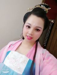 -盘子女人坊生日照·摄影馆(华强店)
