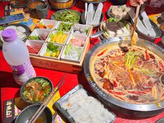 -谭鸭血老火锅(万象九宜城店)