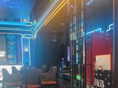 -屋有岛沉浸游戏旗舰店(中山公园店)