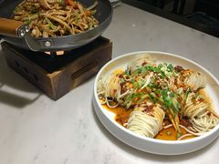 -小菜园新徽菜(镇江丹阳吾悦店)