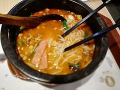 -蒙自源米线大王(东站店)