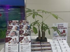-雅悦齿科(顾村公园店)