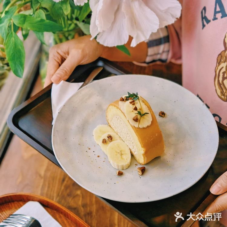 有被这家甜品🍰店的🐶🐶可爱到‼️‼️‼️