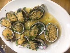 蒜蓉蒸鲍鱼-明记海鲜大排档(巽寮湾店)