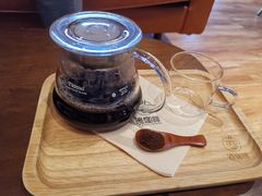 -ZING COFFEE 镜咖啡