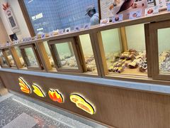 -小飞象面包公社(珠江路金鹰店)
