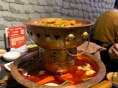 -巴四老城区炭火蛙锅(张江店)