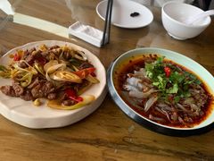 -隔壁老王·家常云南菜(花巷店)