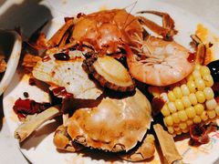 -领鲜活海鲜榴莲自助火锅(东门店)