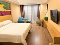 -维也纳酒店(重庆西站巴国城店)