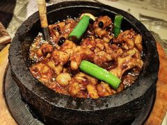 石锅杭椒牛蛙-桂满陇-西湖船宴(西单大悦城店)
