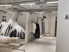 -GENTLE MONSTER (上海HAUS NOWHERE店 )