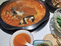 -聚黔堂凯里酸汤鱼美食店