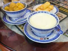 -广信牛奶甜品世家(台东店)