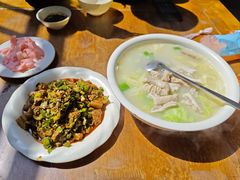 -茅屋大酒店