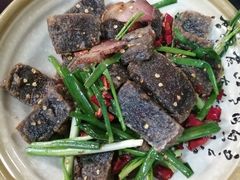 -苗家恒灵酸汤鱼-跳水牛肉连锁店(凯里总店)