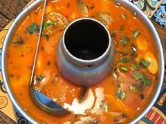 冬阴功海鲜汤-萨芭蒂高空花园餐酒吧