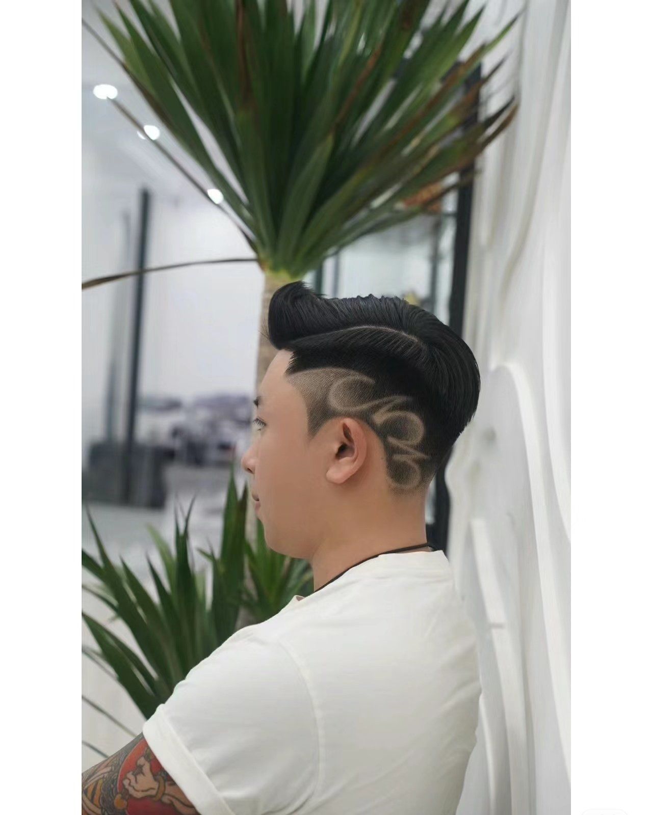 上午雕刻油头
