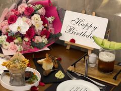 -Mark&Mars Restaurant