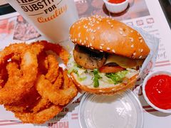 -The Habit Burger Grill 哈比特汉堡(爱琴海店)