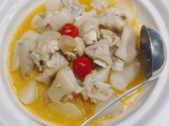 酸萝卜猪蹄煲-印巷里主题餐厅(马鞍山店)
