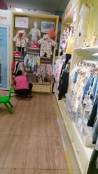 -孩子王(奥克斯广场店)