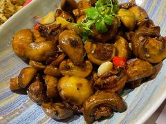 俄式煎蘑菇-米德维奇俄式西餐厅(西六道街店)
