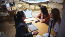 -Zbird钻石小鸟·钻戒婚戒定制高端珠宝私人定制中心