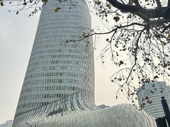 -上海尚嘉中心