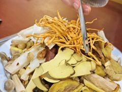-菌之家·专业纯野生菌火锅·特色炒菌