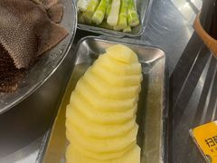 -鹿鸣山草本茶香火锅(园西路店)