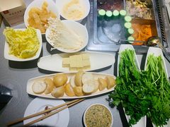 -海底捞火锅(海宁路店)