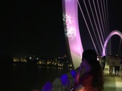 -南京眼步行桥