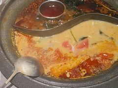 -生活如沸·顺德水牛奶火锅(大学路店)