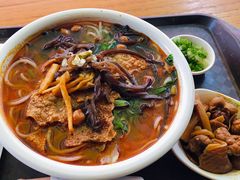 -水平有限螺蛳粉(宏达大厦店)