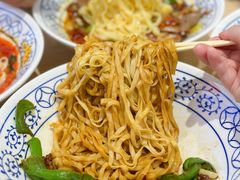 -李与白包子铺(桐梓林店)