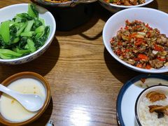 -八碗湘长沙市井菜(坡子街店)