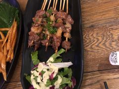 -爱啤精酿·民谣酒馆(滨江店)