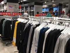 -五环Outlets(高新工厂店)