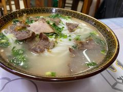 -肇兴特色牛肉粉