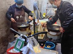 -老婆婆炒饭(小白楼1902欧式风情街店)