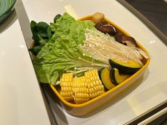 -润园四季椰子鸡火锅(卓越INTOWN店)