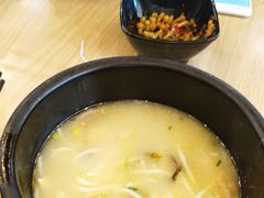 秀才菌汤过桥米线-米鲜剁椒米线(梅溪湖店)