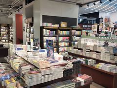 -新华书店(新街口旗舰店)