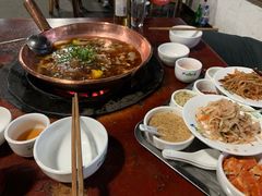 -朝伟清真铜瓢牛肉馆(三十年老·店)