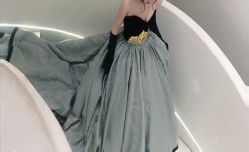 -艾米丽婚纱礼服