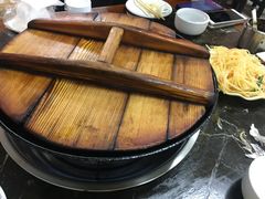 -日新铁锅焖面(坝上店)