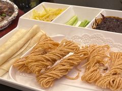 -香山湖家家宴(中山陵店)